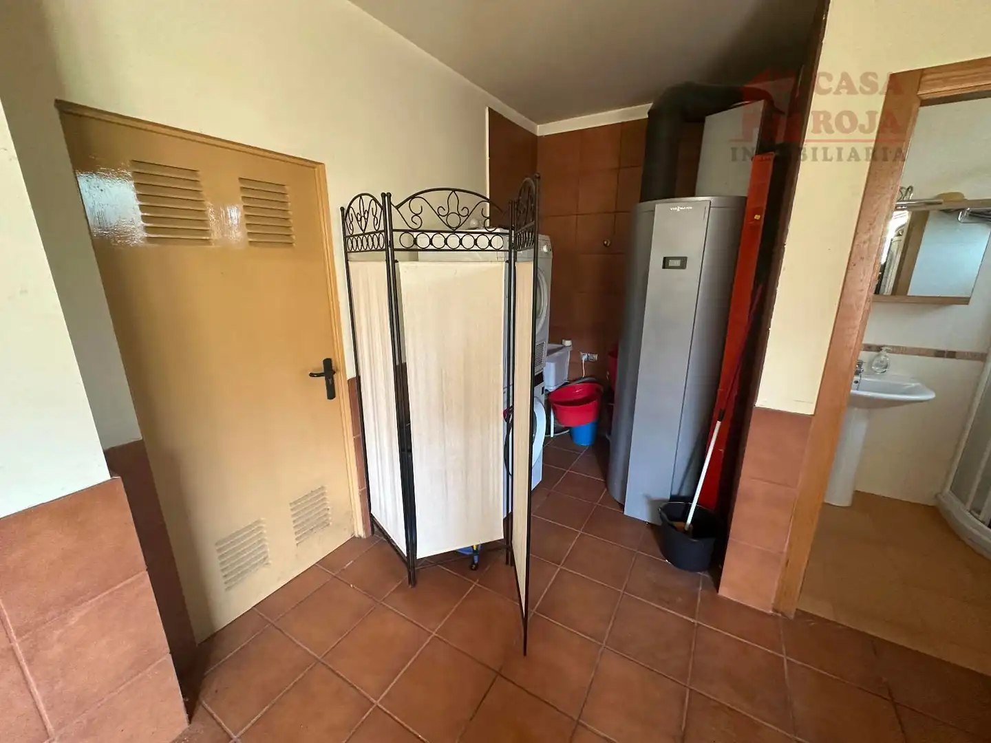 Dormitori de Casa o xalet en venda en Cangas  amb Calefacció, Terrassa i Traster