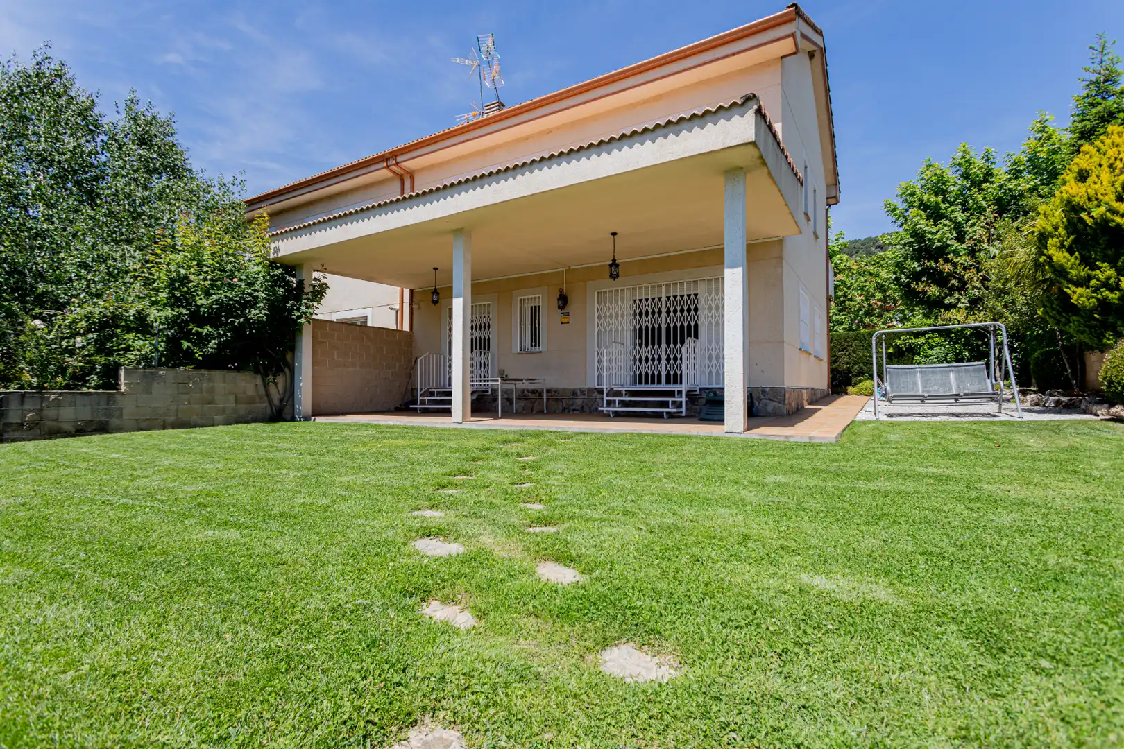 Garden of Detached homes for sale in Moralzarzal  with Heating, Furnished and Oven