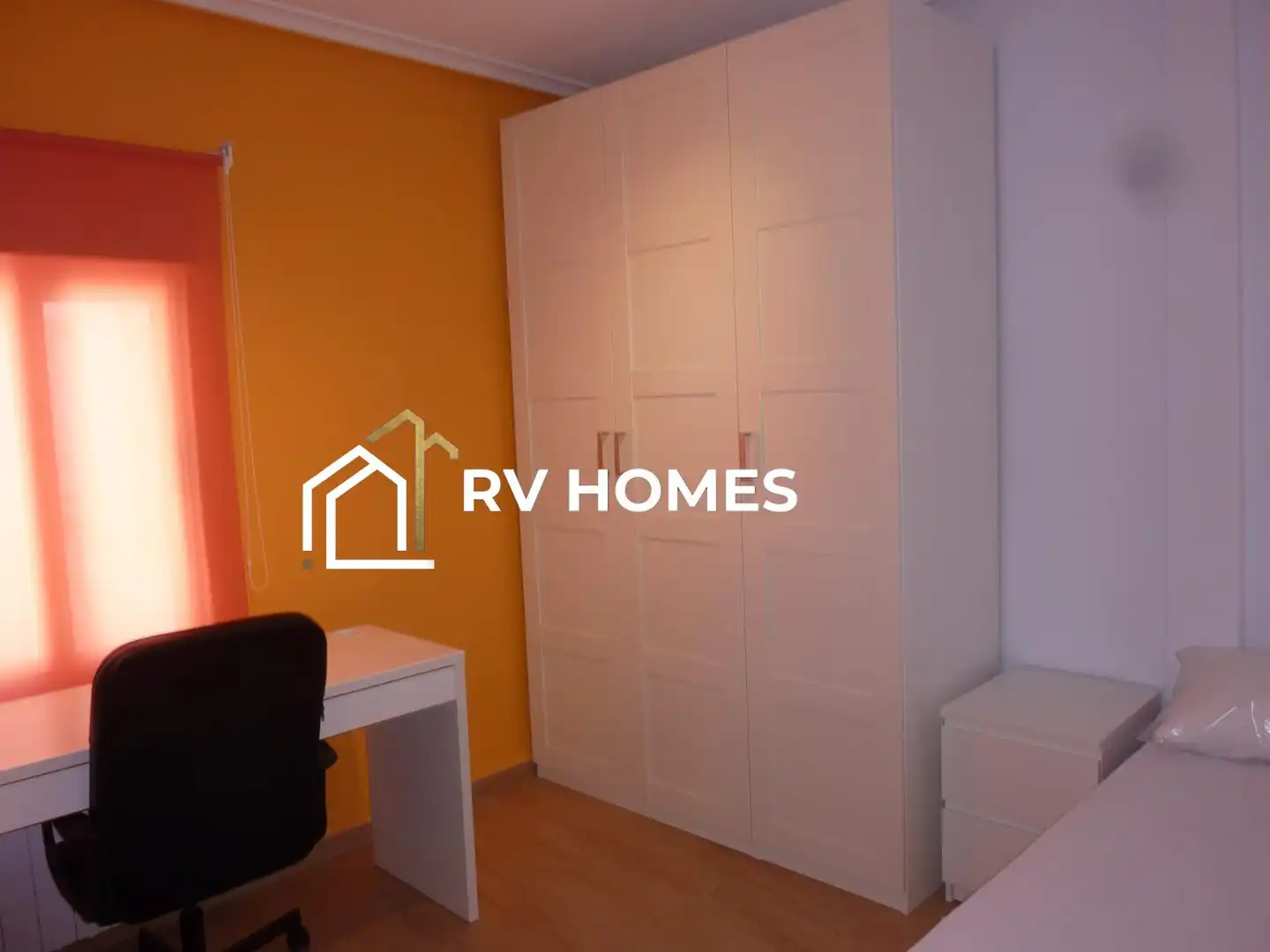 Schlafzimmer von Wohnung zur Miete in Cáceres mit Klimaanlage, Heizung und Möbliert