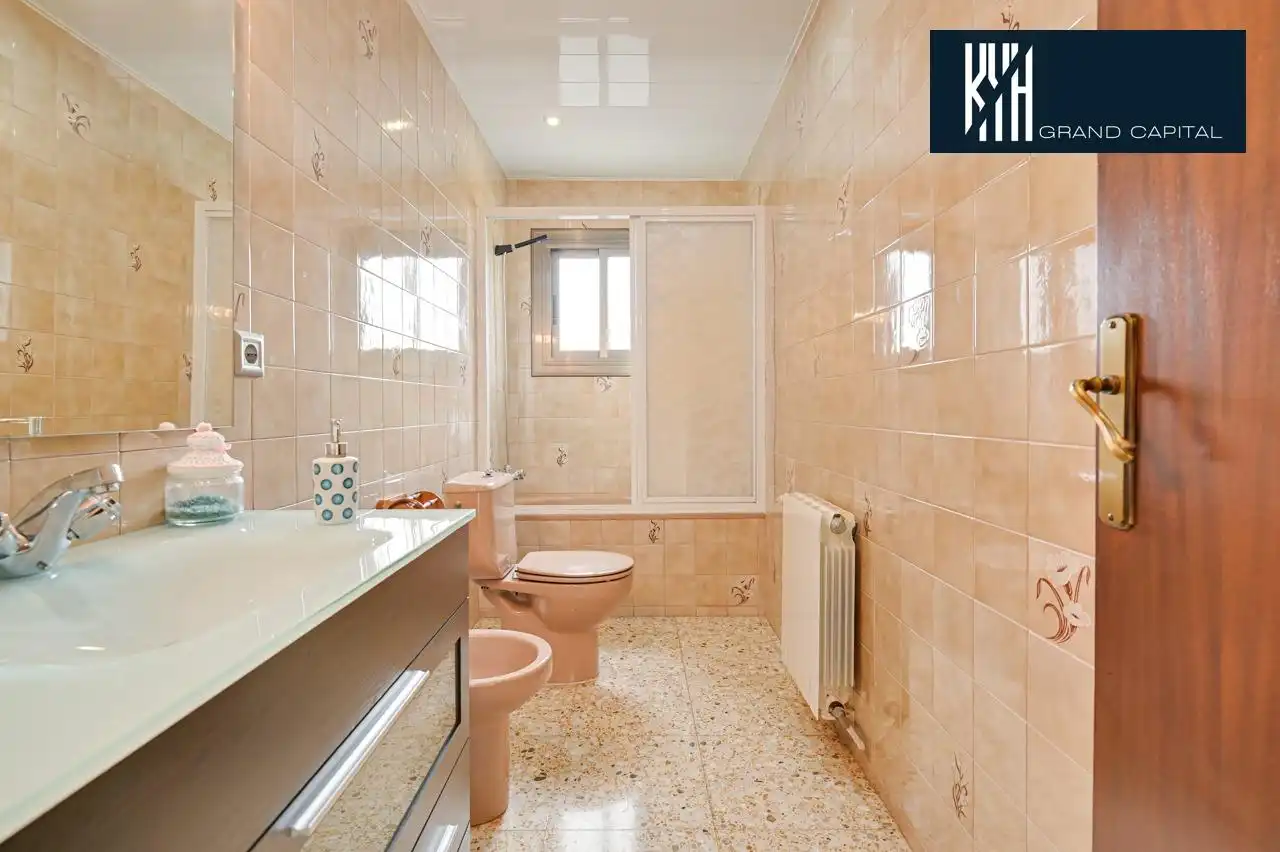 Casa amb terrassa en venda a Carrer Carrer Rovelló, imagen 42