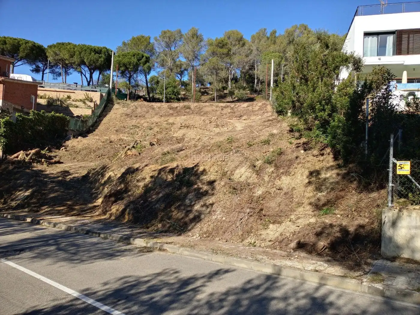 Terreno residencial en venta en Carrer de la Gardenia 16