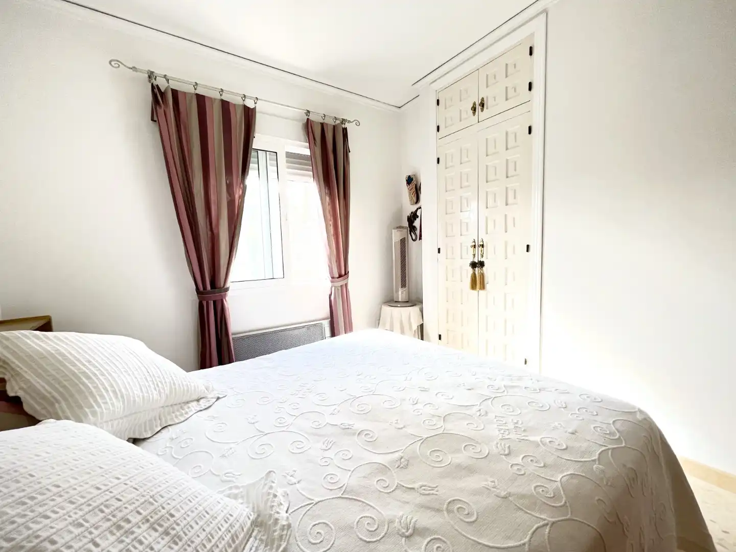 Habitación de Casa adosada en venta en Dénia con Aire acondicionado, Terraza y Piscina