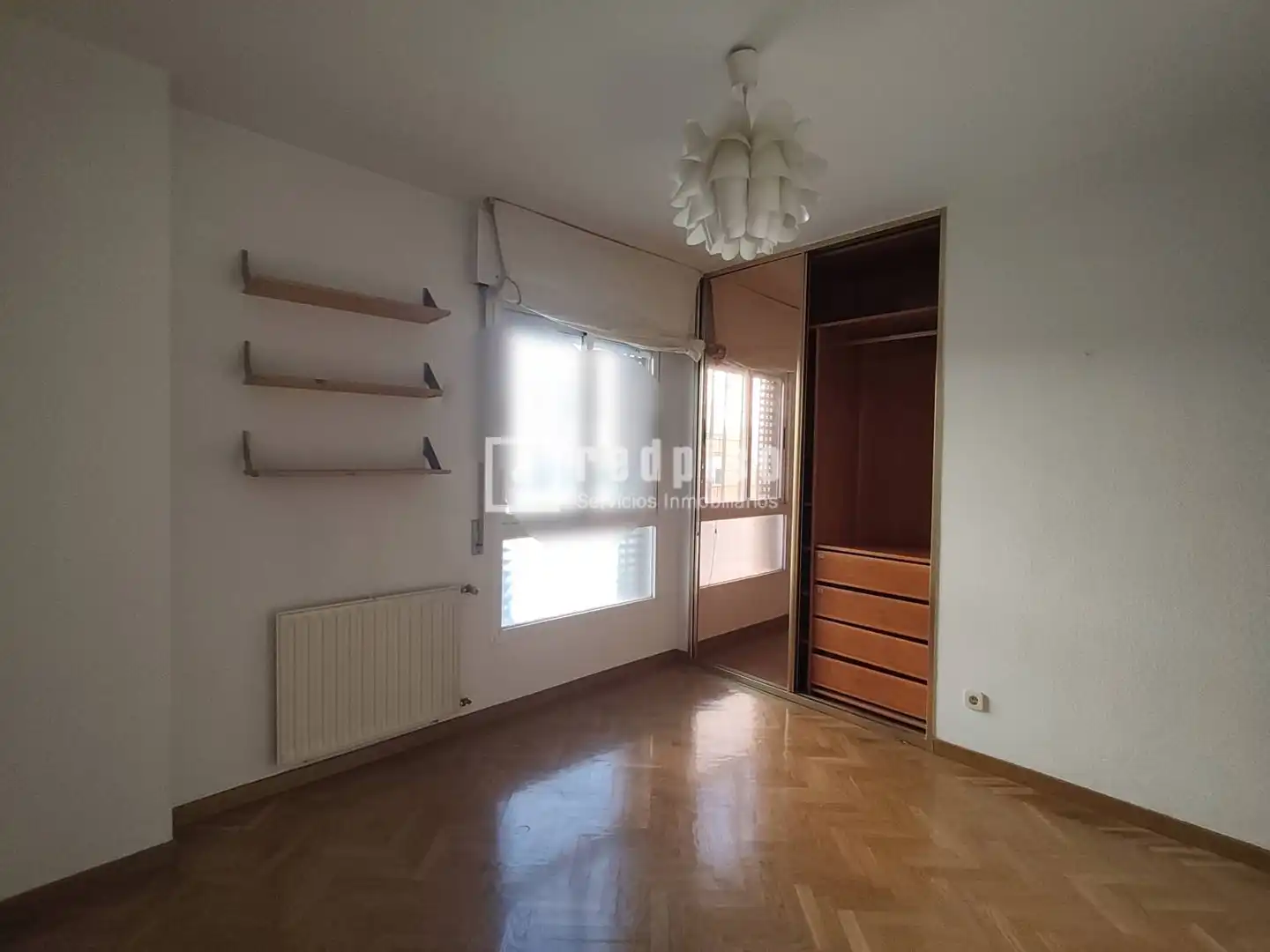 Habitación de Piso en venta en Madrid con Aire acondicionado, Calefacción y Jardín privado