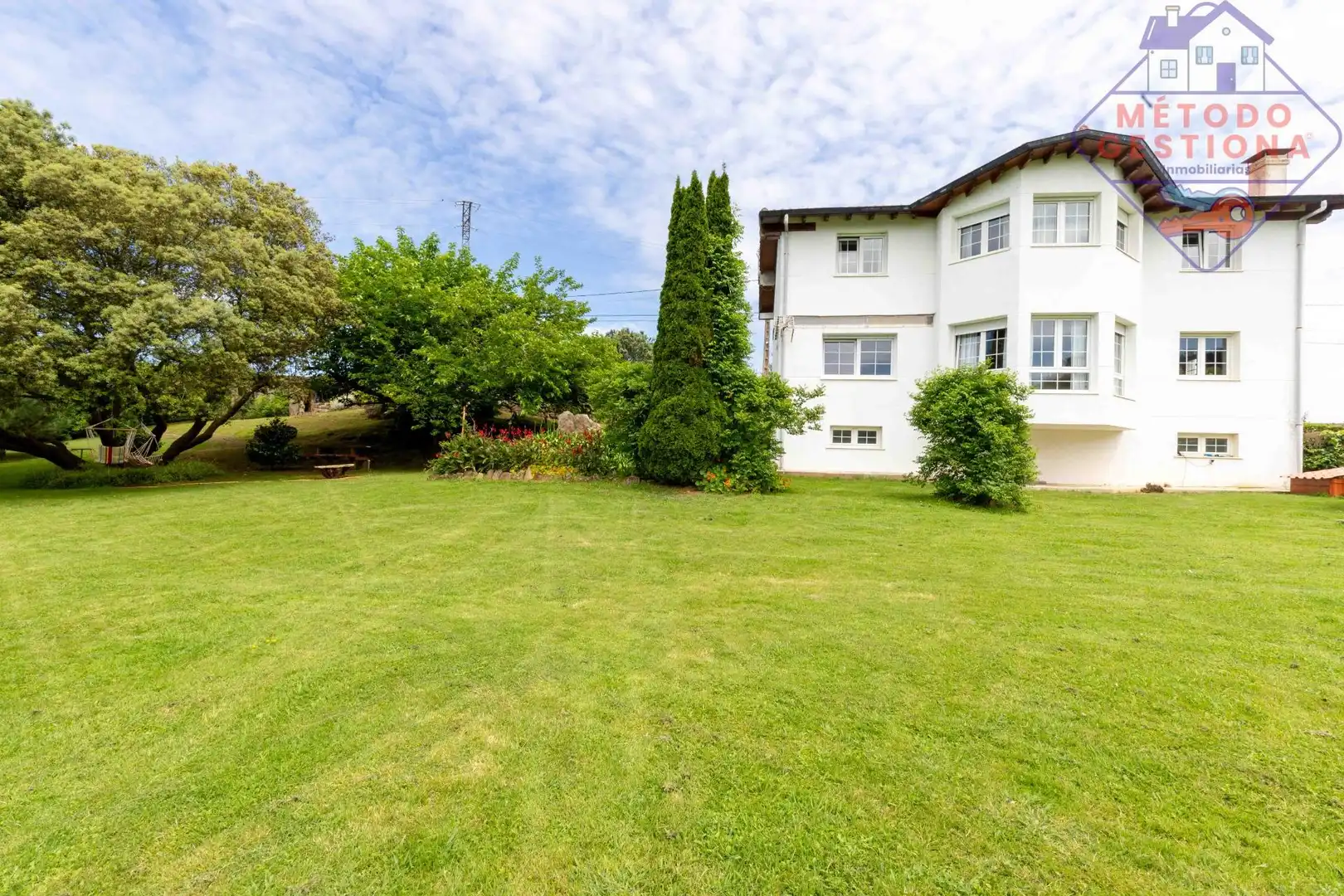 Jardín de Casa o chalet en venta en Santillana del Mar con Calefacción, Jardín privado y Terraza