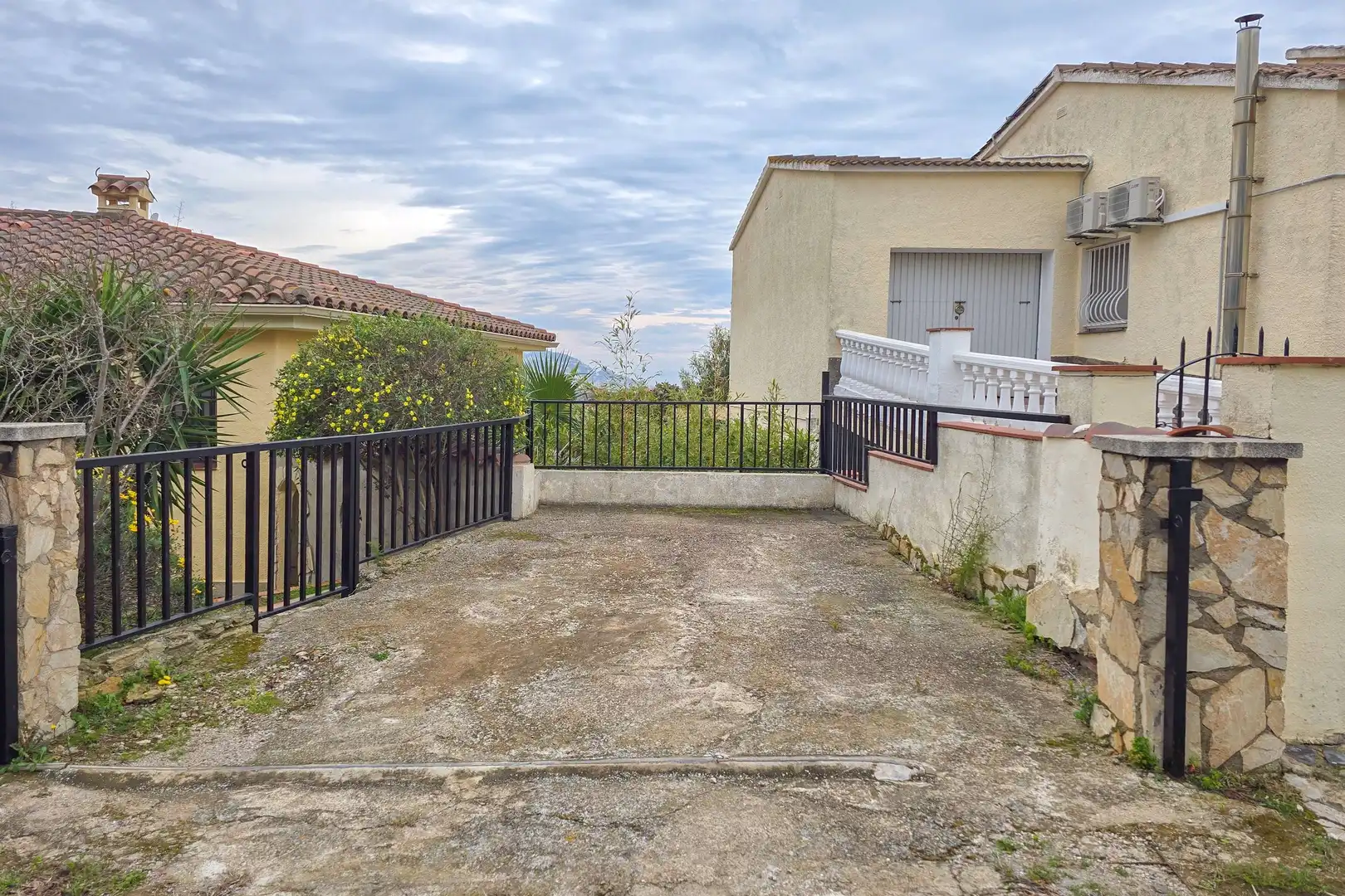 Terrace of Houses for sale in Roses  with Private garden, Terrace and Swimming Pool