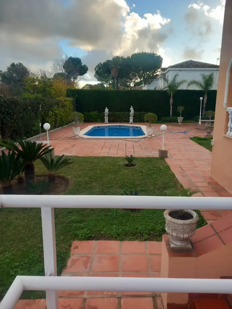 Chalet con piscina en venta en Capellanía - Retamar, imagen 14