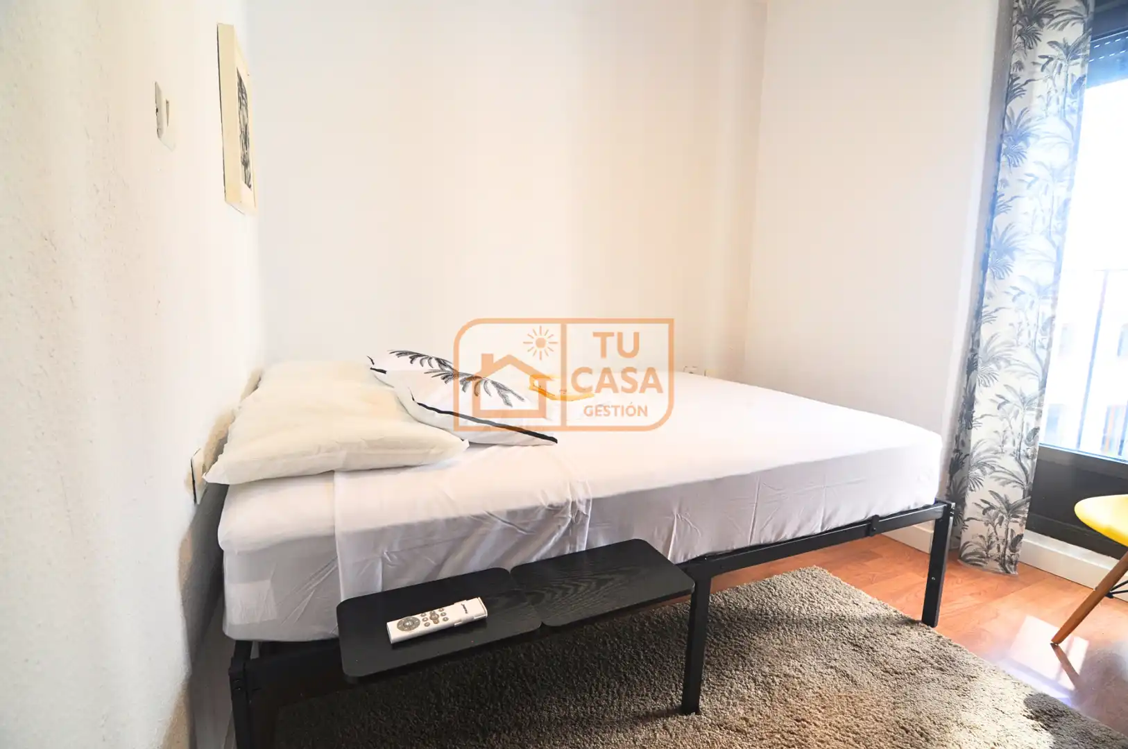 Bedroom of Flat for rent in Cáceres  with Air Conditioner, Heating and Parquet flooring