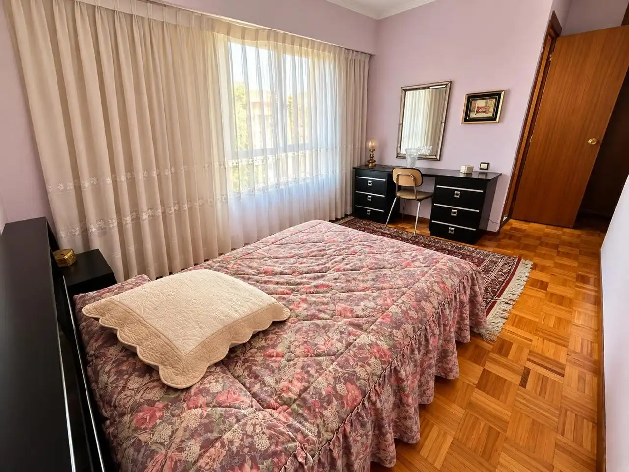 Habitación de Piso en venta en Madrid con Calefacción, Parquet y Terraza