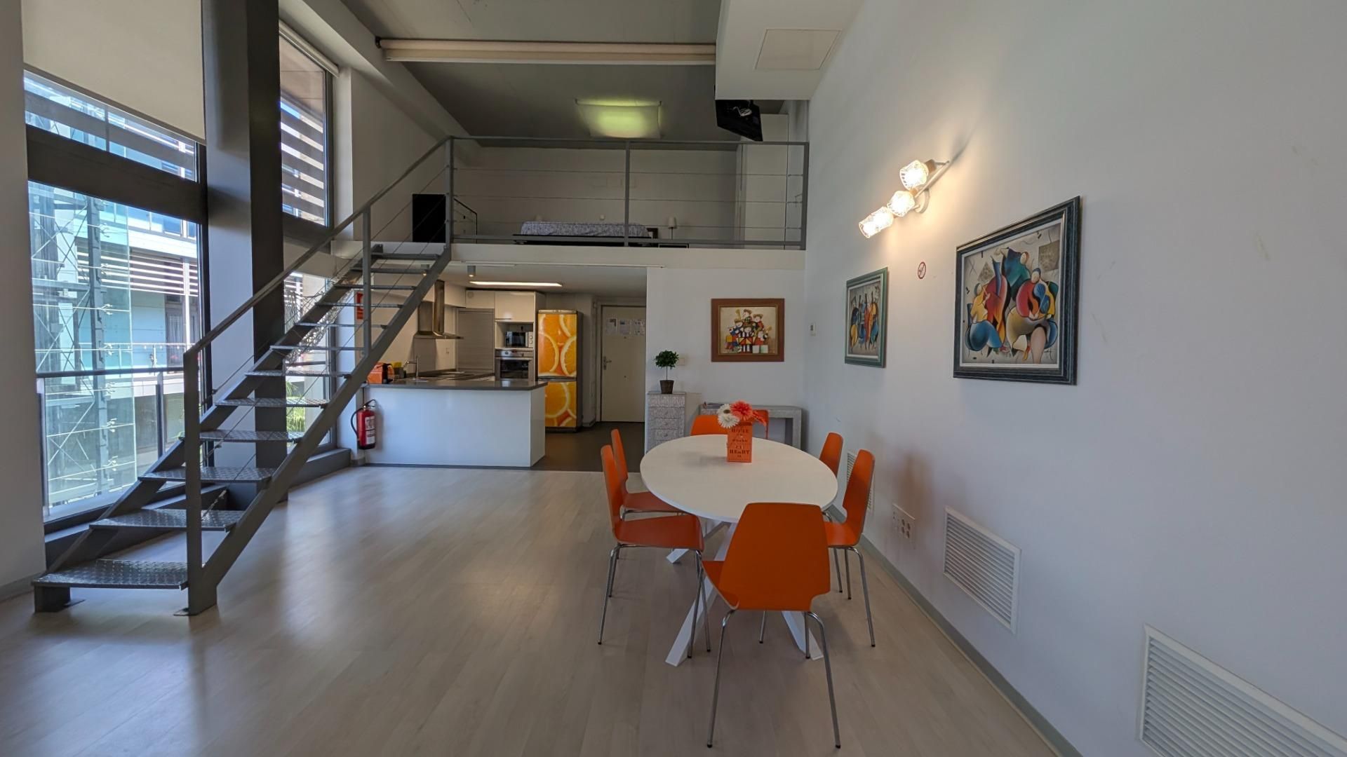 Menjador de Loft en venda en  Valencia Capital amb Aire condicionat, Jardí privat i Balcó