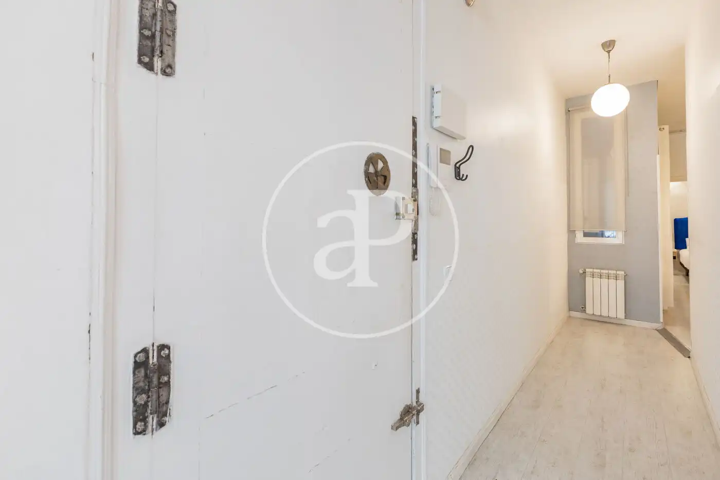 Flat for rent in Madrid  with Air Conditioner, Heating and Furnished