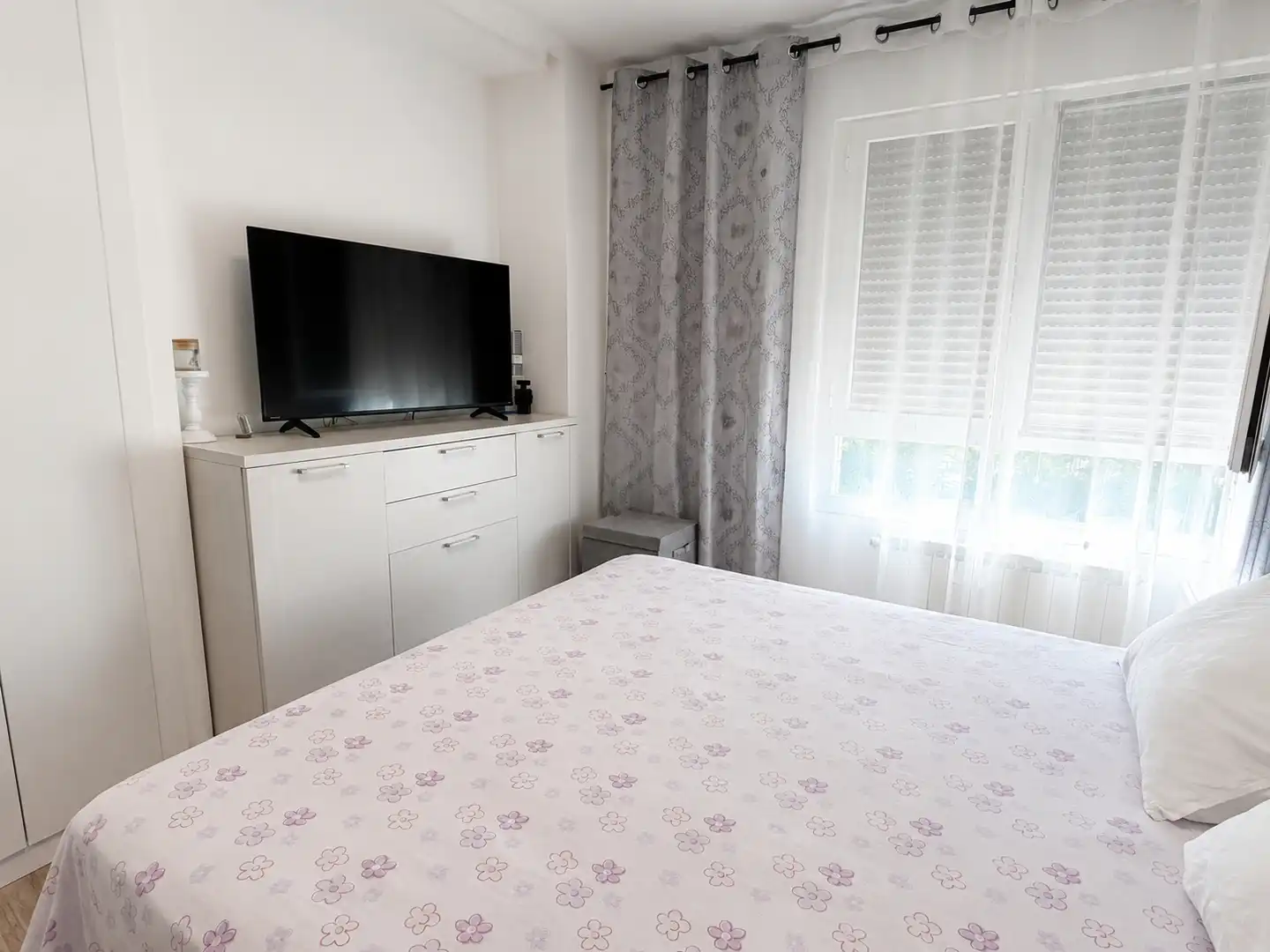 Schlafzimmer von Wohnung zur Miete in Azuqueca de Henares mit Klimaanlage, Heizung und Ofen
