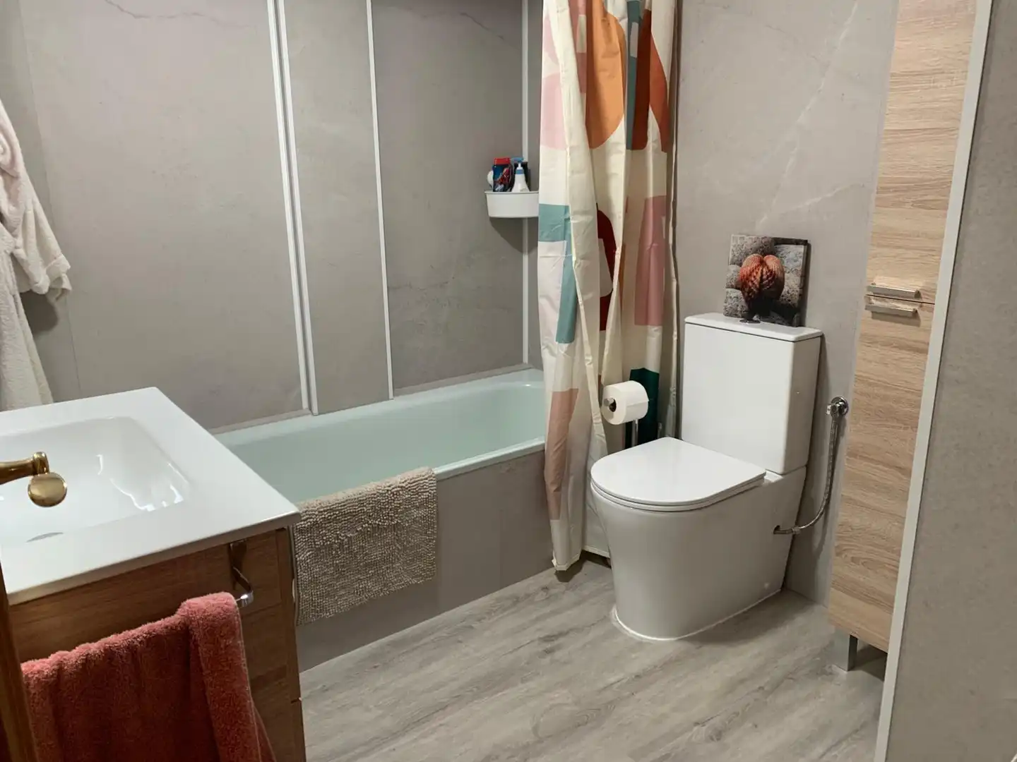 Baño de Casa adosada en venta en Zaragoza con Calefacción, Jardín privado y Terraza