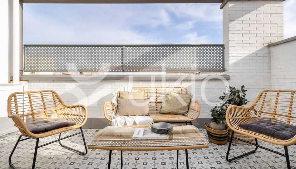 Apartamento de alquiler en Calle de Málaga, Ríos Rosas - Nuevos Ministerios