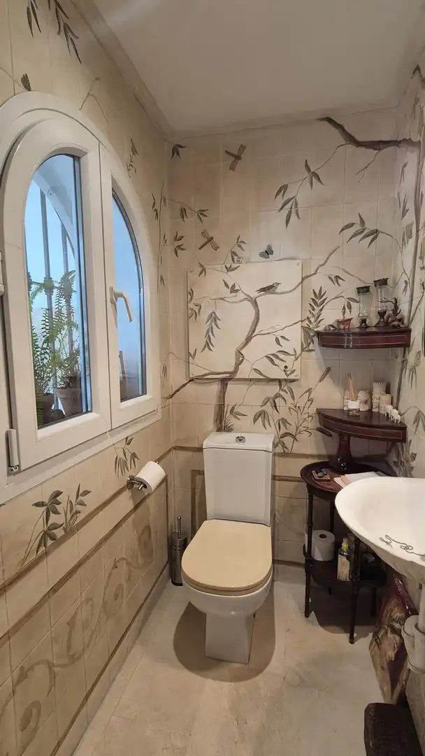 Bathroom of Houses for sale in Benahavís  with Air Conditioner, Terrace and Storage room