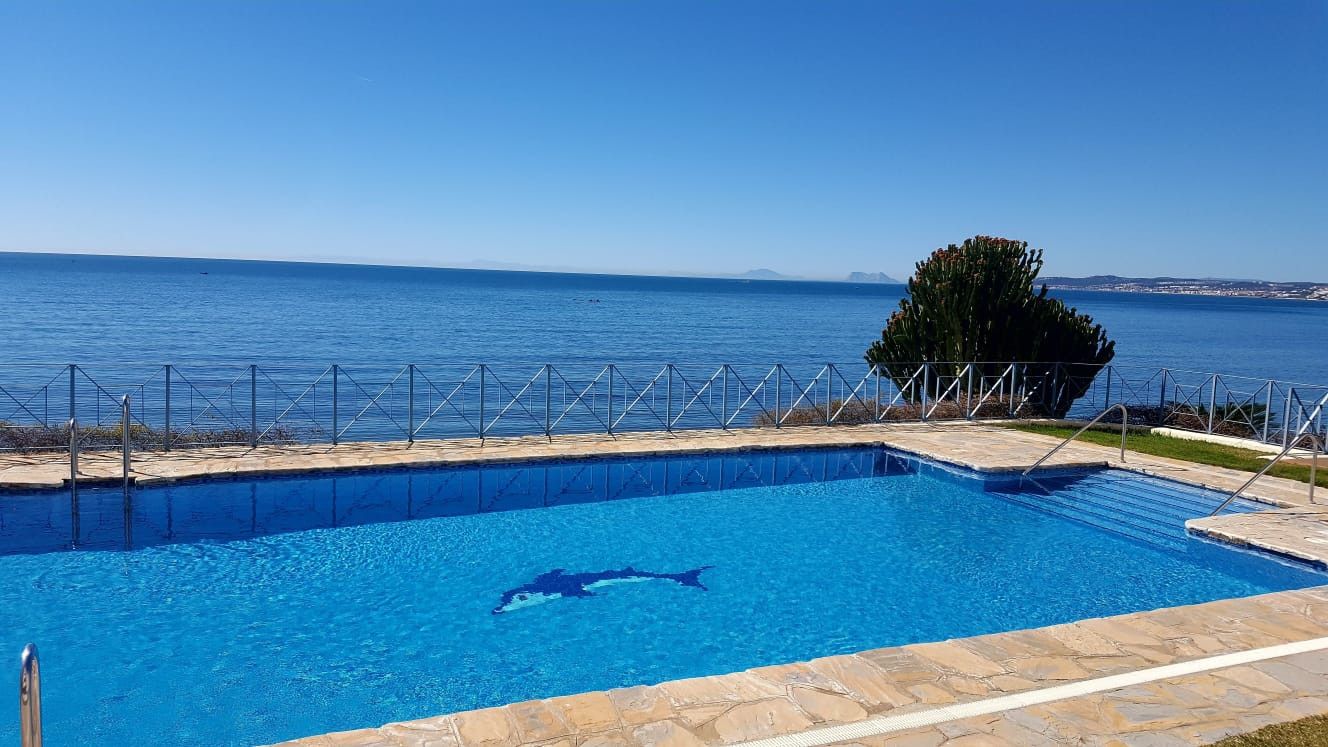 Swimming pool of Apartment to rent in Estepona  with Terrace, Swimming Pool and Community pool