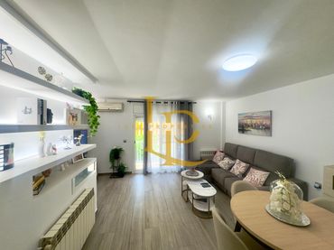 Casa a schiera con balcone in vendita a Can Fatjó - Sant Jordi Park - Plana del Castell