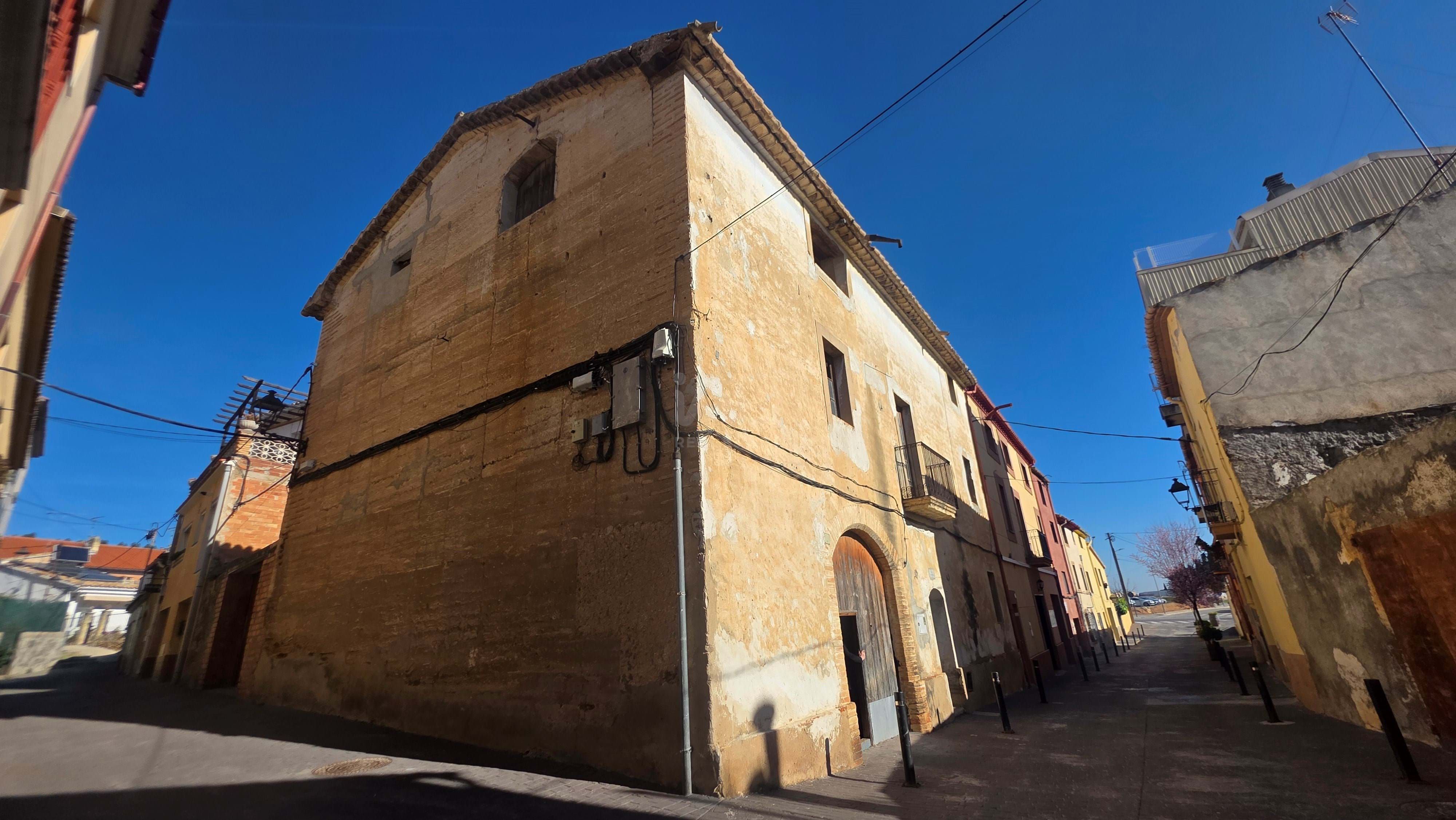 Exterior view of Building for sale in Torrelles de Foix