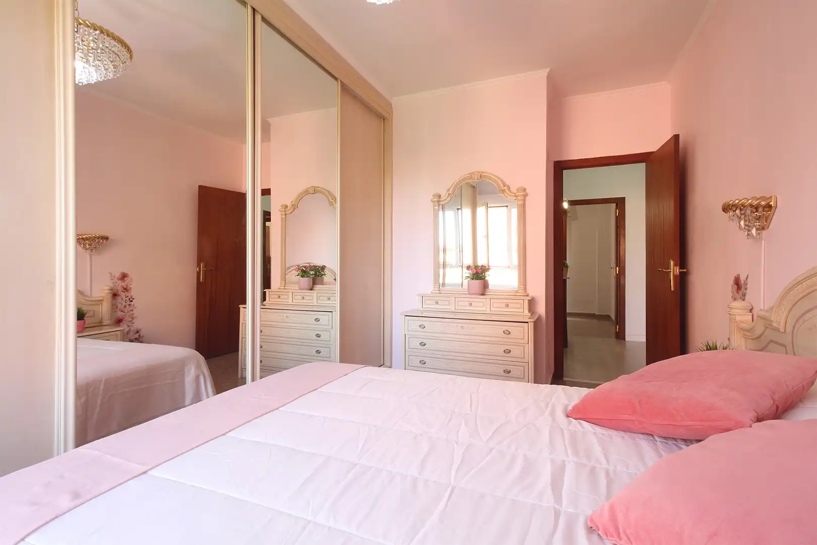 Bedroom of Flat for sale in Albacete  with Air Conditioner, Heating and Furnished