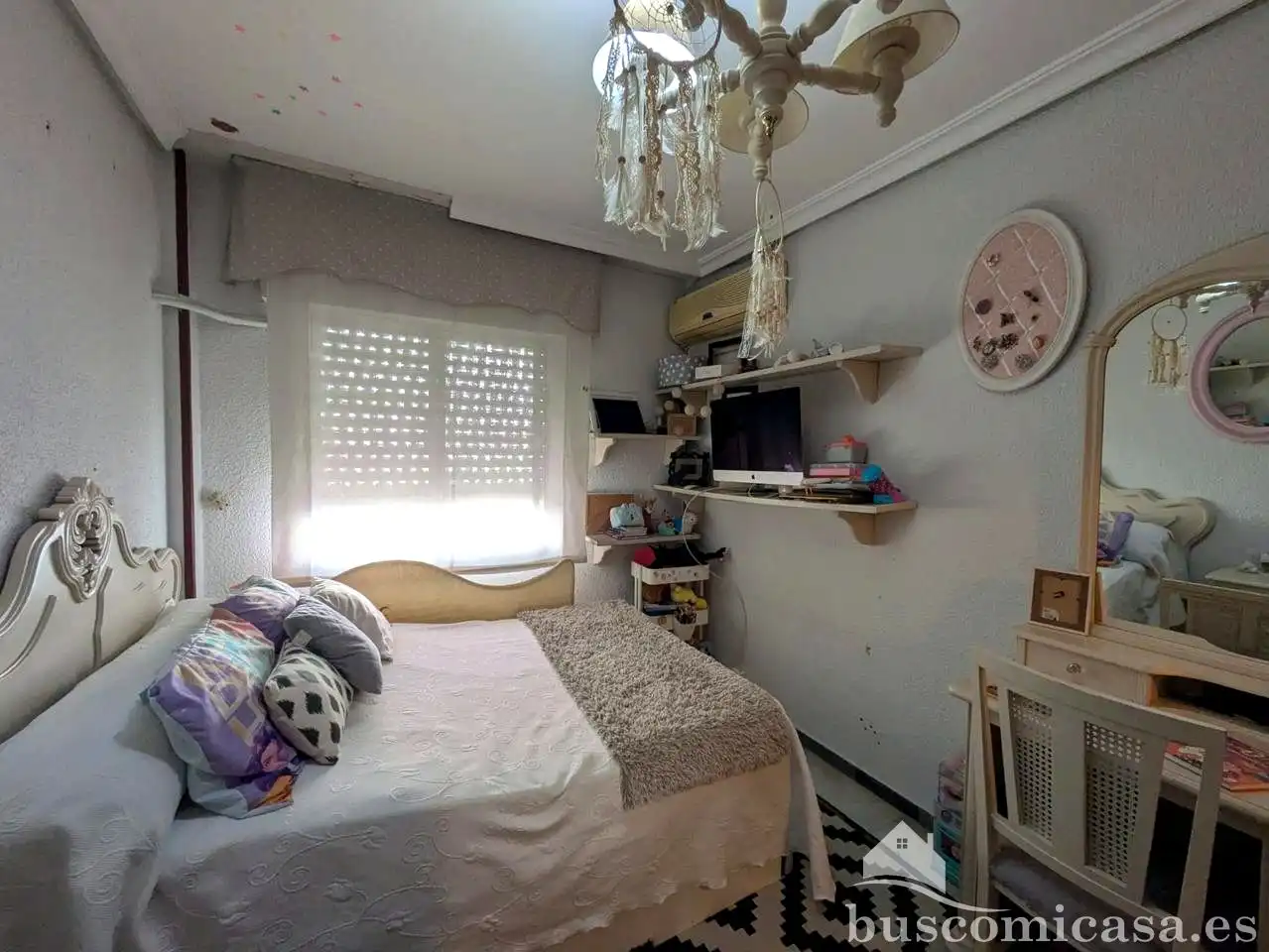 Habitación de Piso en venta en Linares con Aire acondicionado y Balcón