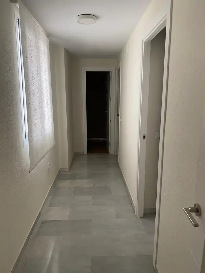 Flat with terrace to rent in Sur, imagen 9