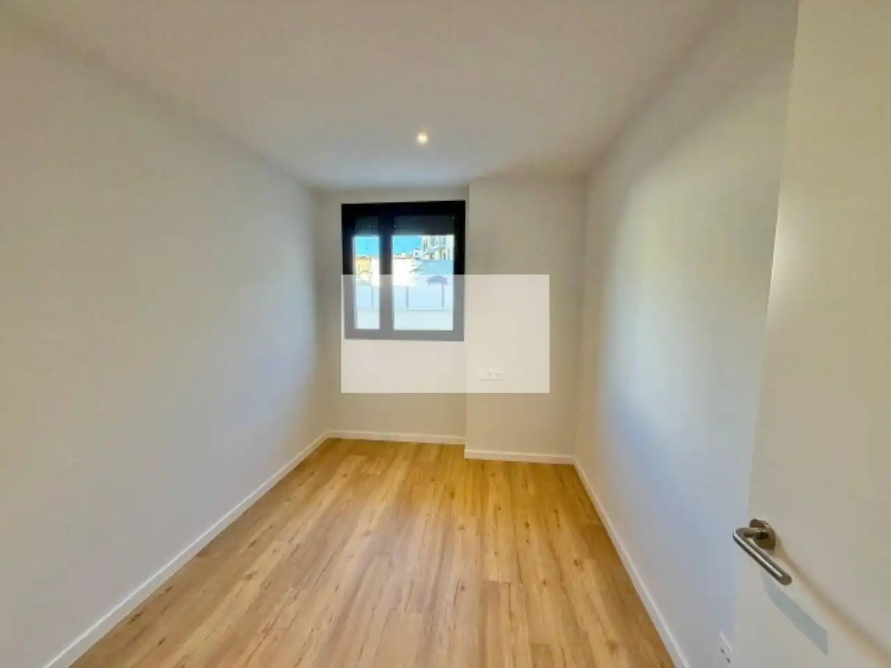 Habitación de Piso en venta en Sabadell con Aire acondicionado, Calefacción y Jardín privado