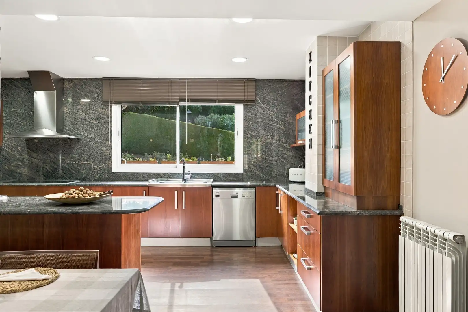 Cocina de Casa o chalet en venta en Sant Vicenç de Montalt con Aire acondicionado, Calefacción y Parquet