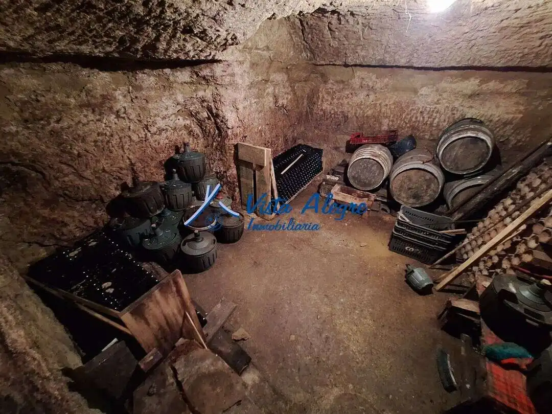 Casa o chalet en venta en Ollauri con Calefacción, Trastero y Amueblado