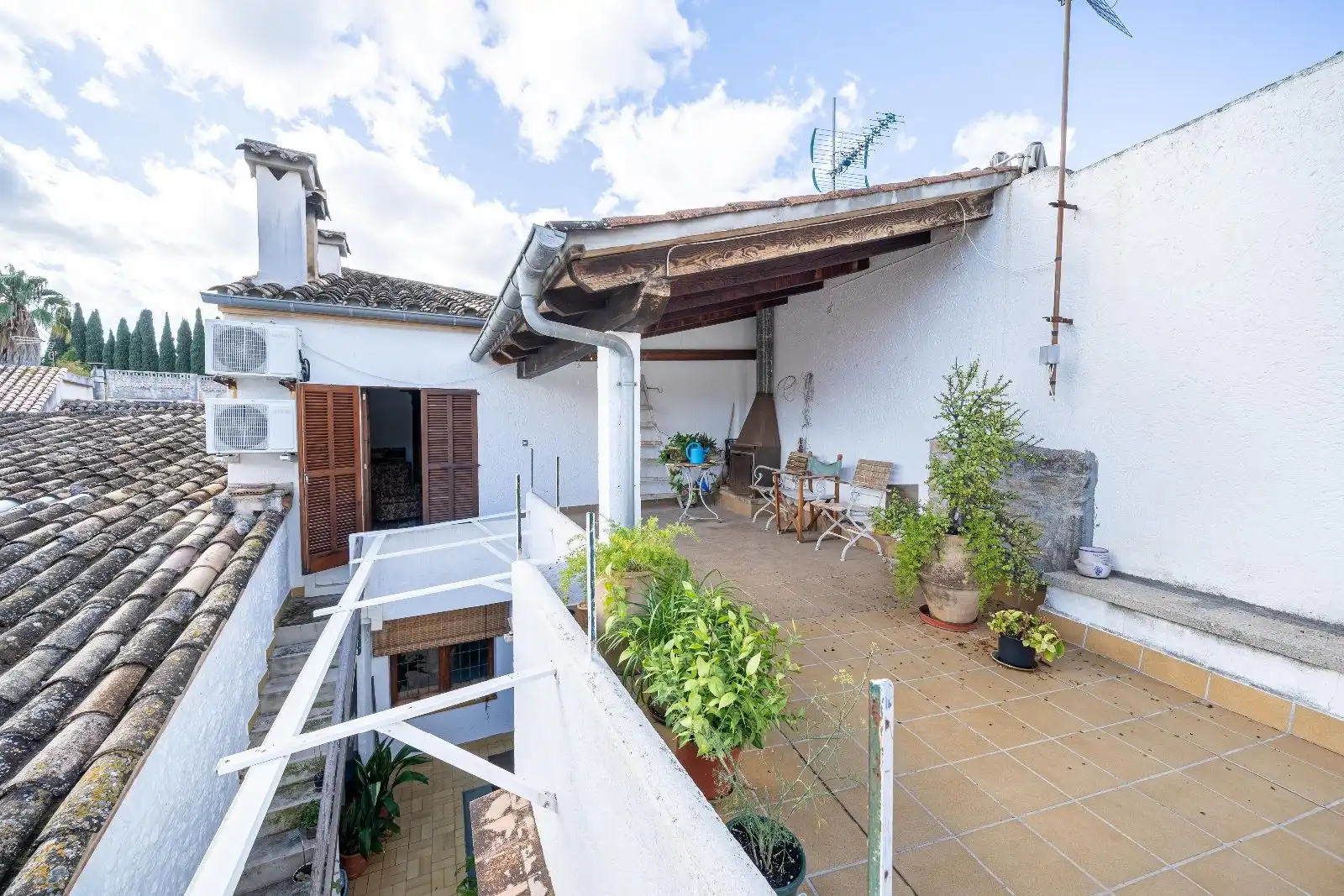 Vista exterior de Casa adosada en venta en Pollença con Aire acondicionado, Calefacción y Terraza