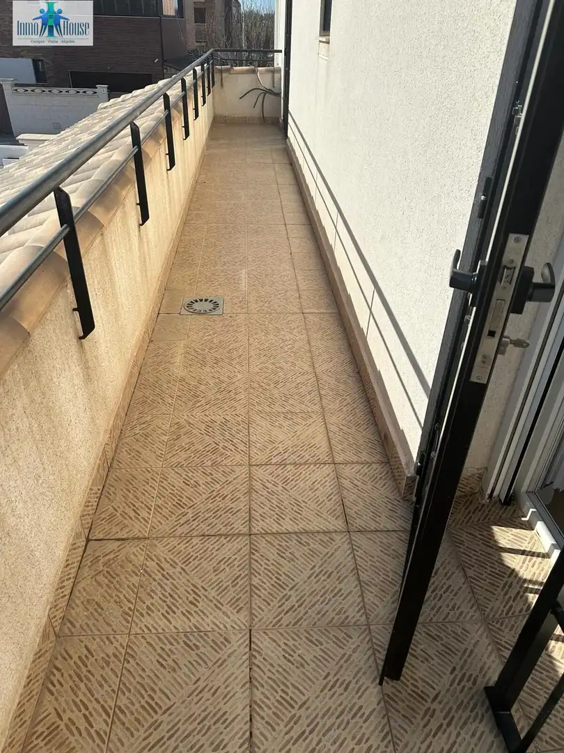 Terrassa de Casa o xalet en venda en Albacete amb Aire condicionat, Jardí privat i Parquet