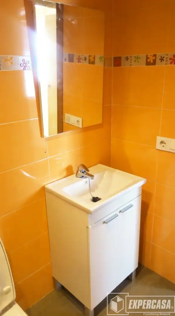 Badezimmer von Gebäude zum Verkauf in Bétera