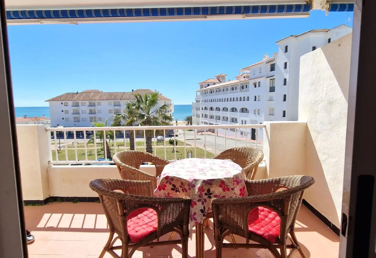 Terraza de Piso en venta en Almonte con Calefacción, Terraza y Amueblado