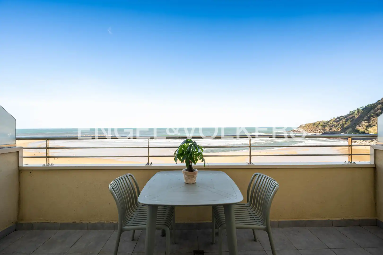 Terrasse von Wohnung zur Miete in Donostia - San Sebastián  mit Heizung, Terrasse und Möbliert