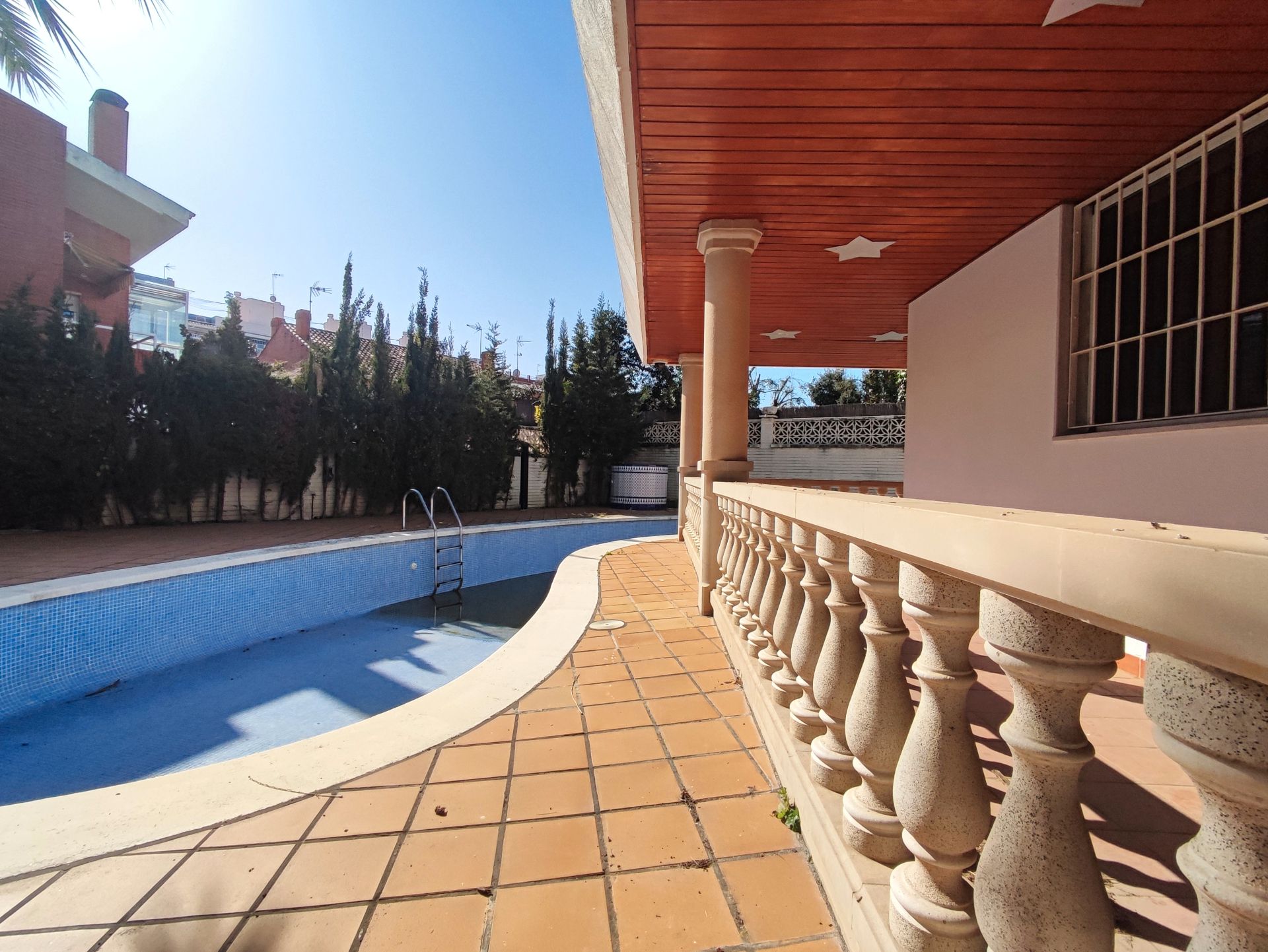 Swimming pool of House or chalet for sale in Vilassar de Mar  with Air Conditioner, Heating and Private garden