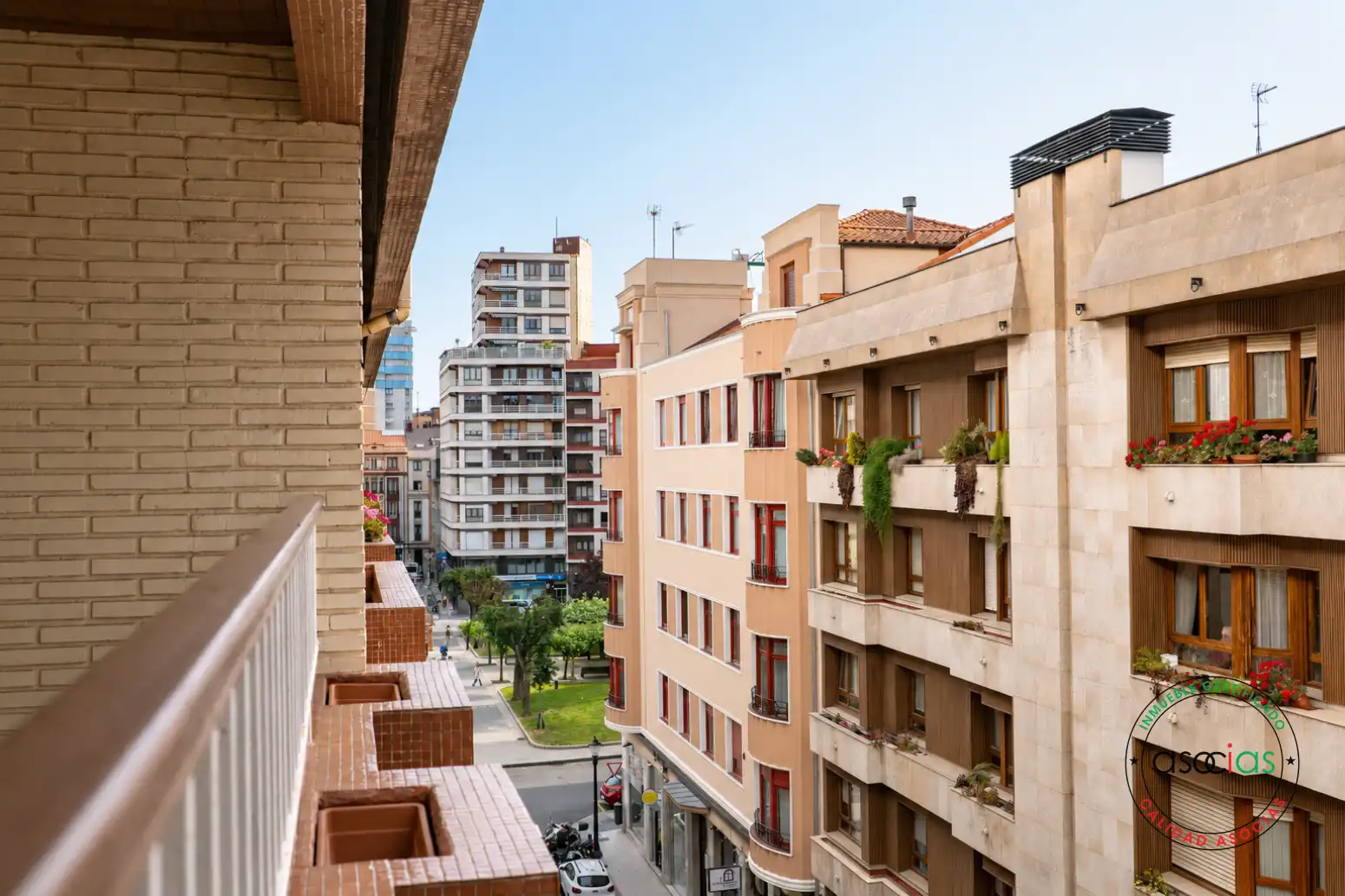 Vista exterior de Piso en venta en Gijón  con Calefacción y Terraza