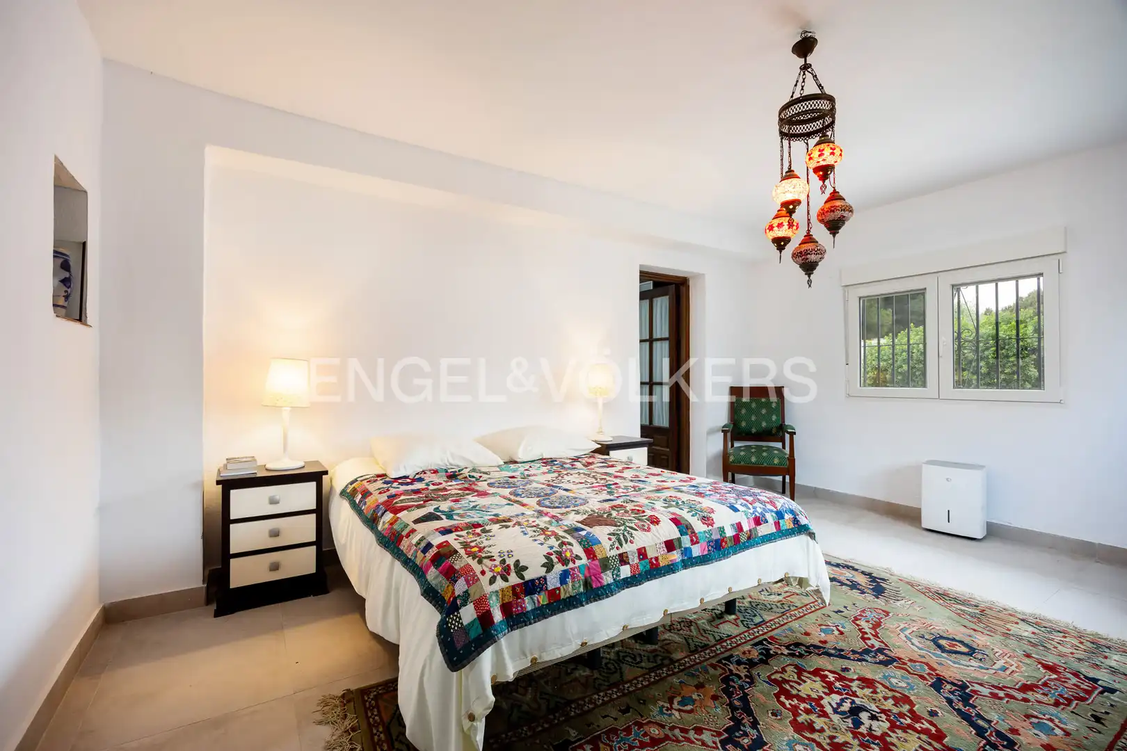 Bedroom of Houses for sale in Chiclana de la Frontera  with Air Conditioner, Heating and Private garden