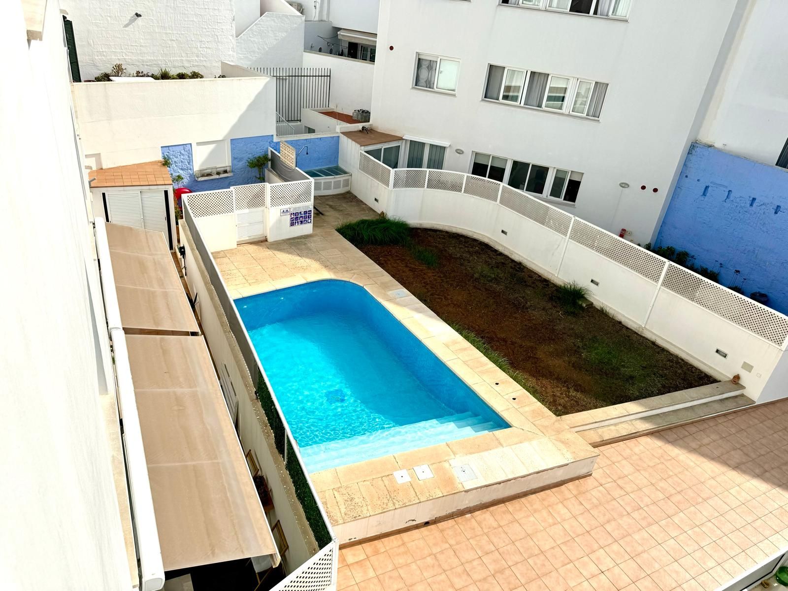 Piscina de Pis en venda en Ciutadella de Menorca amb Aire condicionat, Calefacció i Moblat