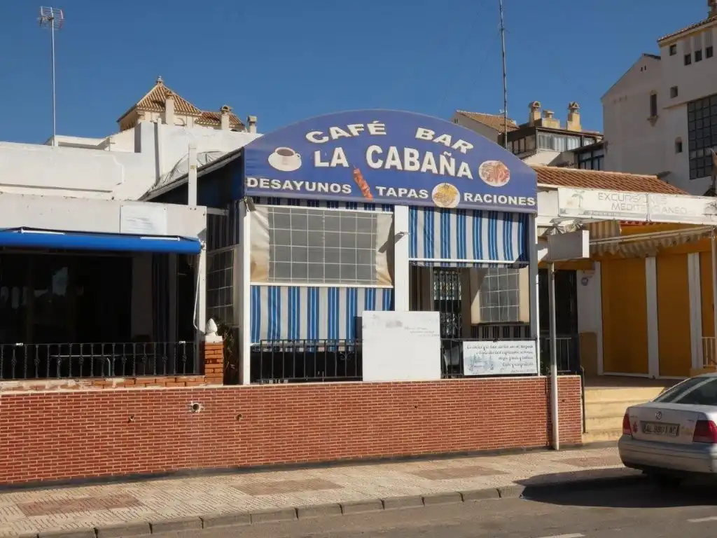 Local comercial en venda a Calle Américo Vespucio 33, imagen 3