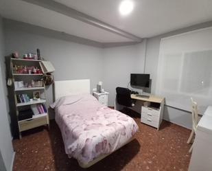 Dormitori de Pis en venda en San Fernando amb Aire condicionat i Terrassa