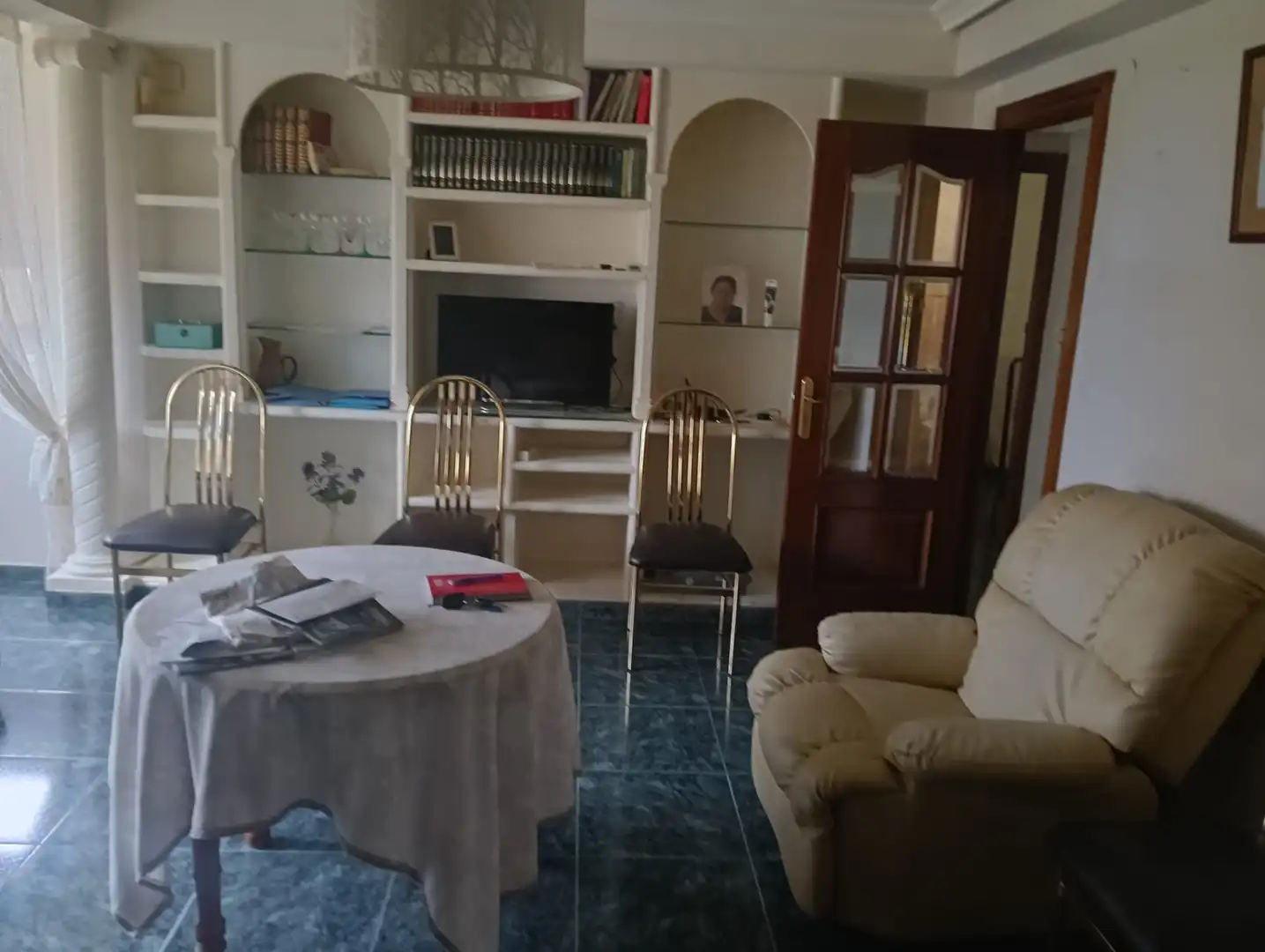 Sala d'estar de Pis en venda en  Jaén Capital amb Balcó