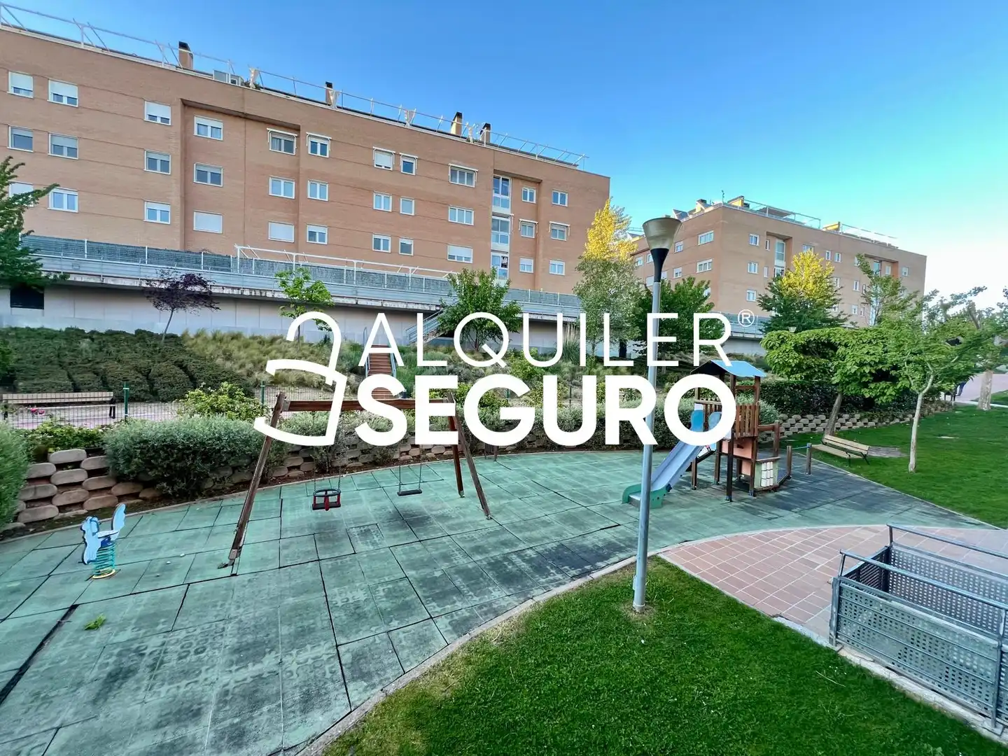 Vista exterior de Àtic de lloguer en Colmenar Viejo amb Aire condicionat, Calefacció i Terrassa