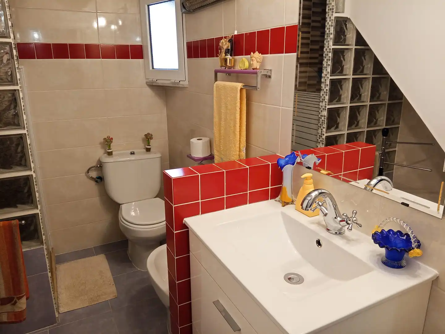 Bathroom of Houses for sale in Calles  with Furnished, Oven and Washing machine