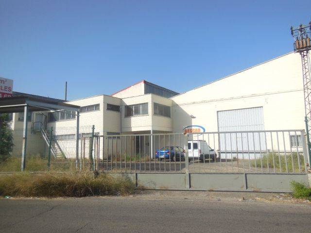 Nave industrial en Venta en Calle Varsovia en Polígono Europa