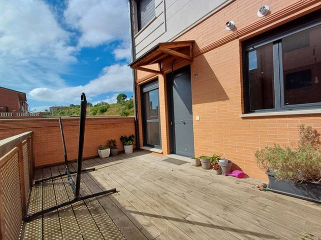 Casa-chalet en Venta en Agoncillo