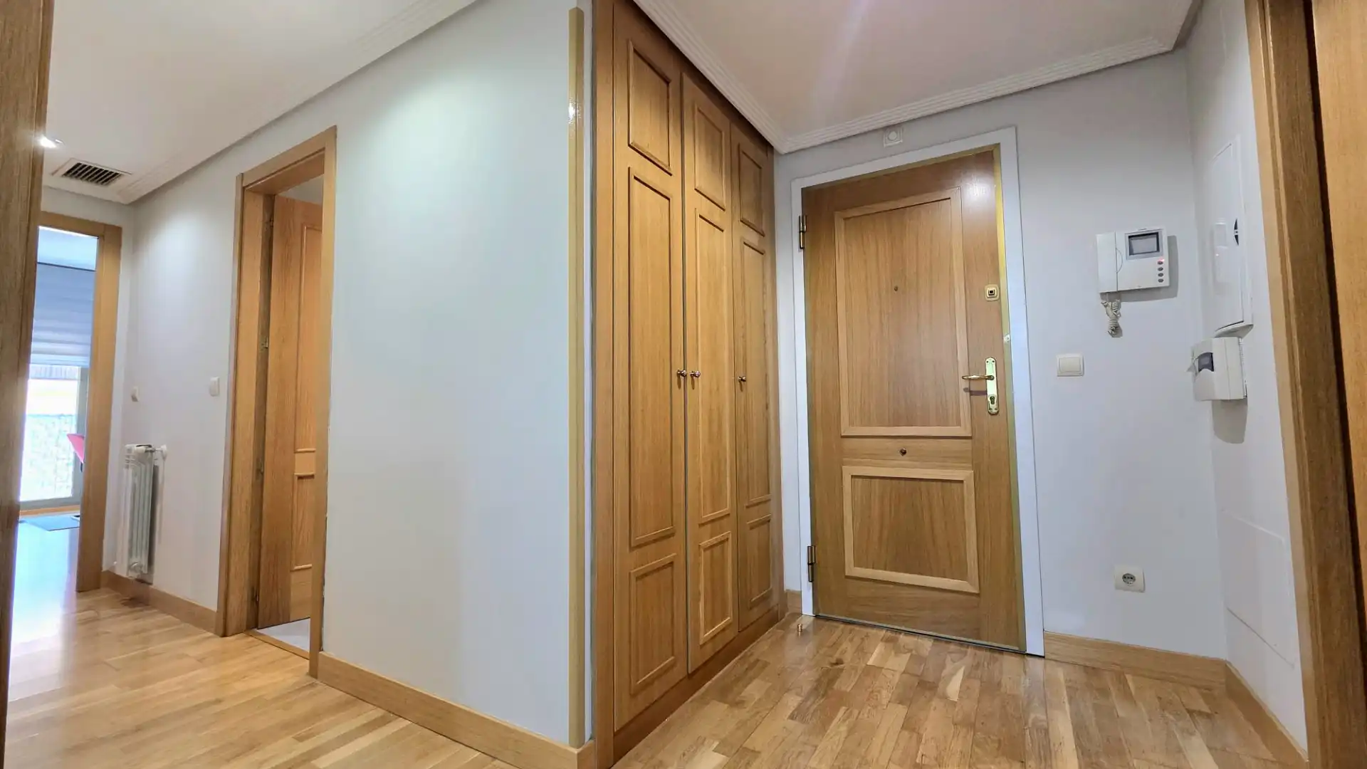 Piso en venta en Parla con Aire acondicionado, Calefacción y Jardín privado
