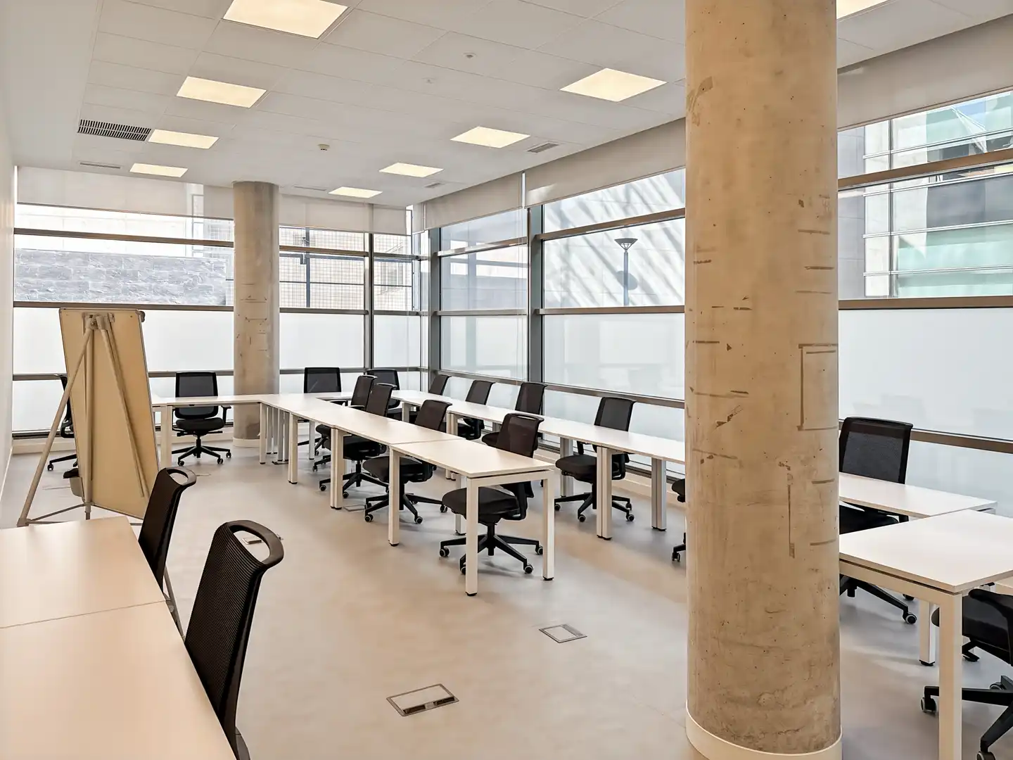 Office for rent in Madrid  with Air Conditioner, Heating and Furnished