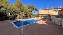 Piscina de Casa adosada en venda en Torredembarra amb Jardí privat, Terrassa i Balcó