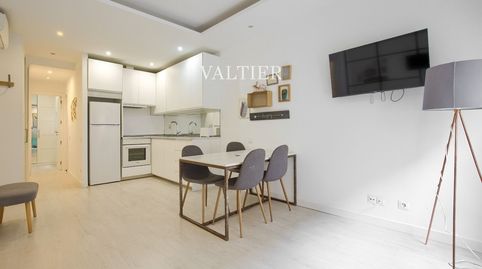 Foto 5 de Piso de alquiler en García Cea, Valdeacederas, Madrid Capital
