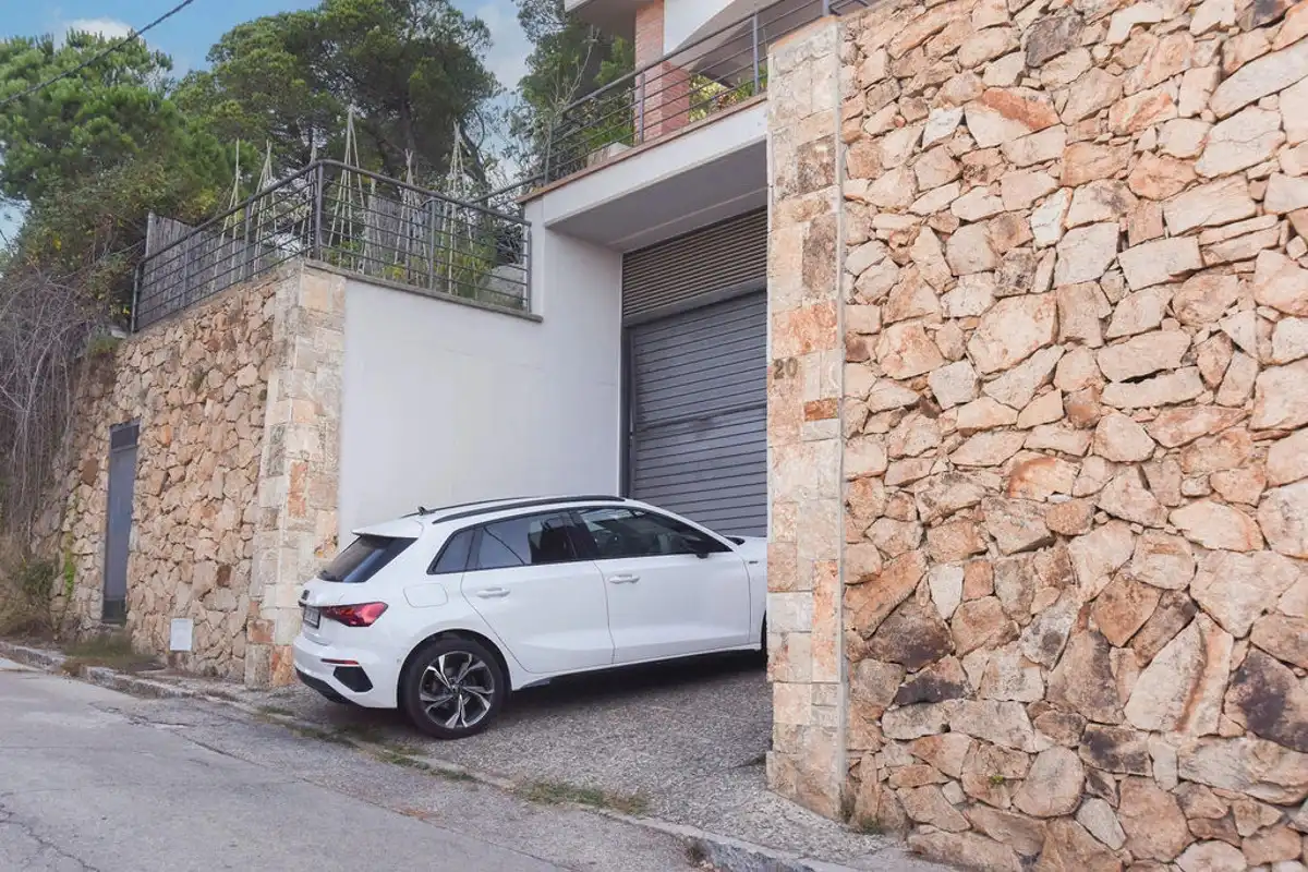 Parking de Casa adosada en venta en Lloret de Mar