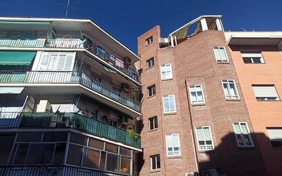 Exterior view of Flat for sale in  Madrid Capital  with Air Conditioner and Terrace