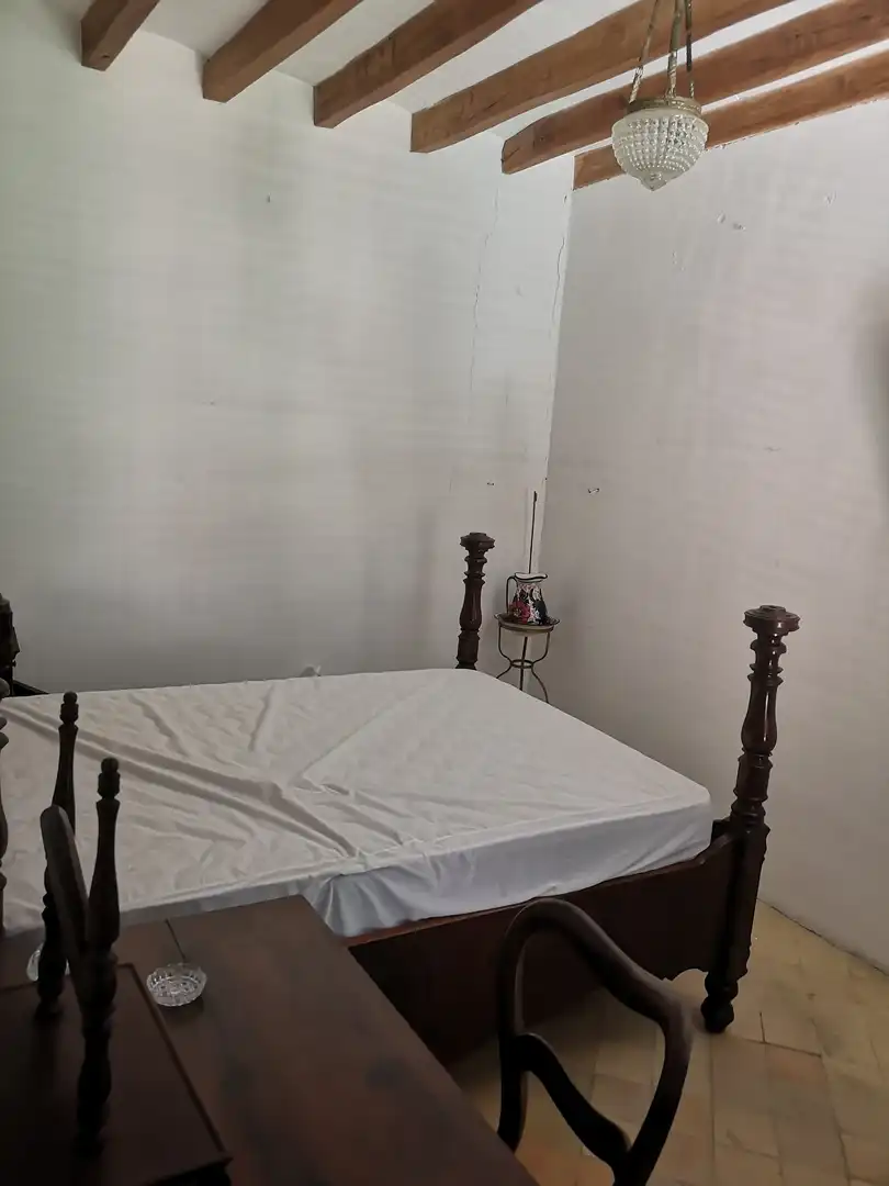 Dormitori de Casa o xalet en venda en Puigpunyent amb Jardí privat, Moblat i Forn
